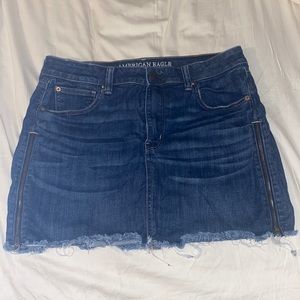American Eagle Denim Skirt Size 14 Women’s jean skirt